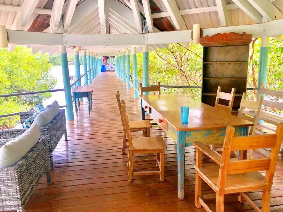 The Dock Resort Over Water Retreat West End Exterior photo